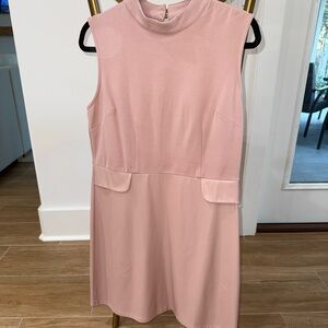 Elegant Pink Sleeveless Dress